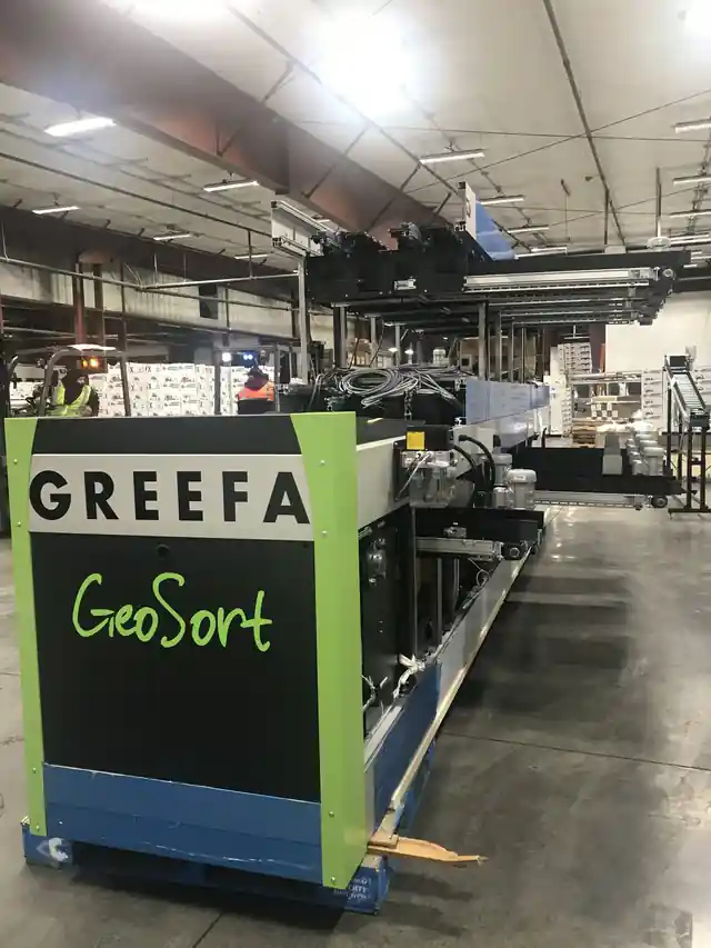 Greefa GeoSort machine on a packing line